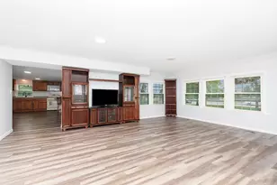 2576 Plainfield Rd, Joliet, IL 60435 - Photo 5