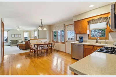 16326 S Jannel Court, Lockport, IL 60441 - Photo 7