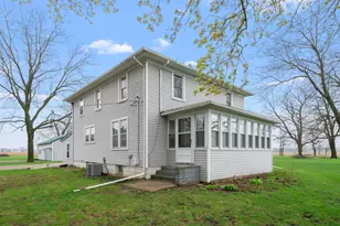 4799 Center Rd, Rochelle, IL 61068 - Photo 1