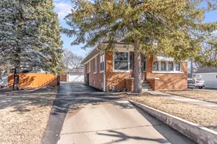 124 S Midland Ave, Joliet, IL 60436 - Photo 1