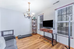 813 Serendipity Dr, Aurora, IL 60504 - Photo 13