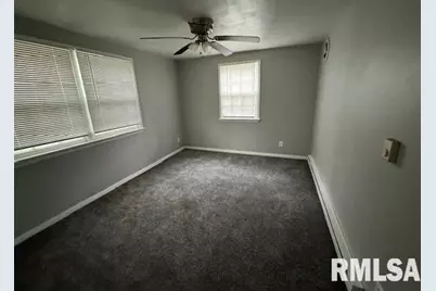 6812 33rd Street, Moline, IL 61265 - Photo 9