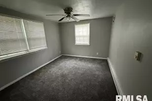 6812 33rd St, Moline, IL 61265 - Photo 9