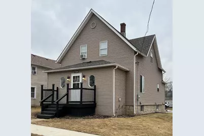 304 S 3rd Street, Kirkland, IL 60146 - Photo 1