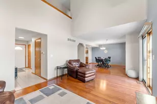 1169 Golf Ct, Dekalb, IL 60115 - Photo 13