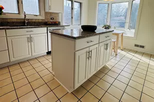 [Address not provided], Arlington Heights, IL 60004 - Photo 7