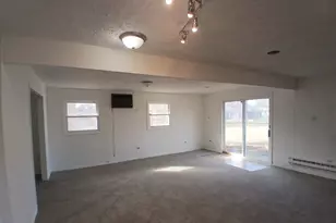 8 Mantua Ct, Park Forest, IL 60466 - Photo 11