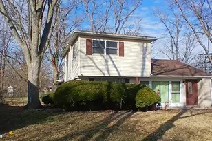 8 Mantua Ct, Park Forest, IL 60466 - Photo 3