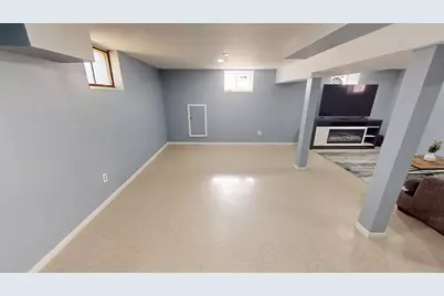 176 E Grand Avenue, Fox Lake, IL 60020 - Photo 17