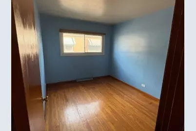 12816 S Laflin Street, Calumet Park, IL 60827 - Photo 5