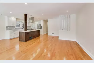 8628 Kimball Avenue, Skokie, IL 60076 - Photo 5