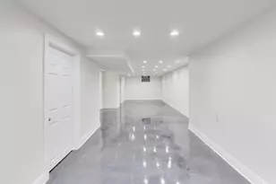 8628 Kimball Ave, Skokie, IL 60076 - Photo 21