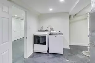 8628 Kimball Ave, Skokie, IL 60076 - Photo 27