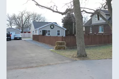 304 Dell Park Avenue, Lockport, IL 60441 - Photo 1