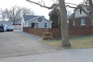 304 Dell Park Ave, Lockport, IL 60441 - Photo 1