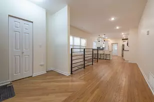 8044 S Clyde Ave, Chicago, IL 60617 - Photo 5