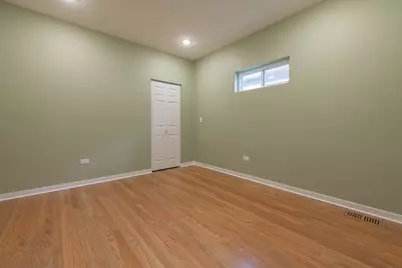 8044 S Clyde Avenue, Chicago, IL 60617 - Photo 11