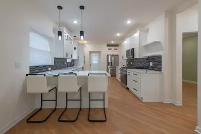 8044 S Clyde Avenue, Chicago, IL 60617 - Photo 7