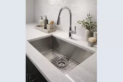 139 N Laramie Avenue, Chicago, IL 60644 - Photo 3