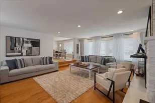 4155 Greenwood St, Skokie, IL 60076 - Photo 7