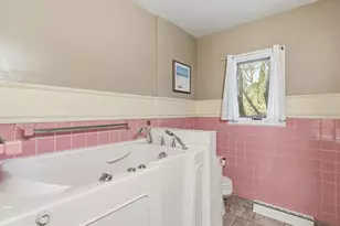 2610 31st St, Moline, IL 61265 - Photo 37
