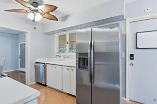 2610 31st St, Moline, IL 61265 - Photo 25