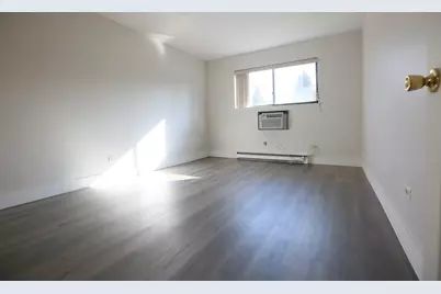 832 E Old Willow Road #105, Prospect Heights, IL 60070 - Photo 11