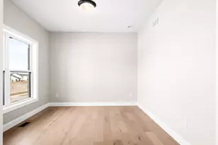 5211 Castlebar Dr, Bloomington, IL 61705 - Photo 5