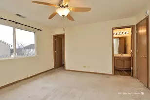 759 Cherry Creek Dr, Grayslake, IL 60030 - Photo 17