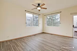 759 Cherry Creek Dr, Grayslake, IL 60030 - Photo 7