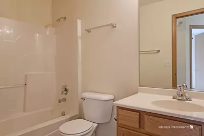 759 Cherry Creek Drive, Grayslake, IL 60030 - Photo 21