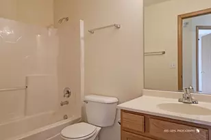 759 Cherry Creek Dr, Grayslake, IL 60030 - Photo 21