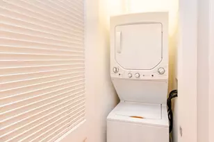 [Address not provided], Chicago, IL 60608 - Photo 9