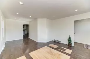 6218 W Foster Ave, Chicago, IL 60630 - Photo 7