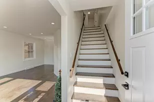 6218 W Foster Ave, Chicago, IL 60630 - Photo 3