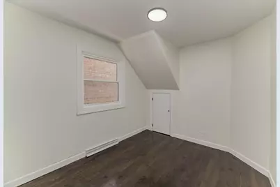 6218 W Foster Avenue, Chicago, IL 60630 - Photo 17