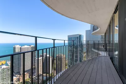 225 N Columbus Drive #6006, Chicago, IL 60601 - Photo 29