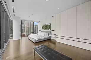 4 E Elm St, Chicago, IL 60611 - Photo 17