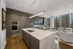 4 E Elm St, Chicago, IL 60611 - Photo 7