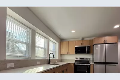 1942 Elmwood Avenue #GF, Berwyn, IL 60402 - Photo 3