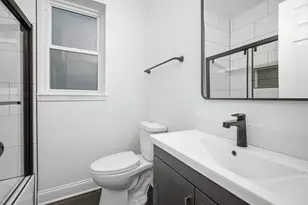 1942 Elmwood Ave, Berwyn, IL 60402 - Photo 7