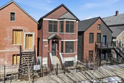 1042 W 34th Place, Chicago, IL 60608 - Photo 1