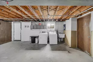 31 Wellington Ave, Mundelein, IL 60060 - Photo 17