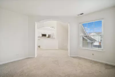 1153 Hawthorne Lane #1153, Elk Grove Village, IL 60007 - Photo 13