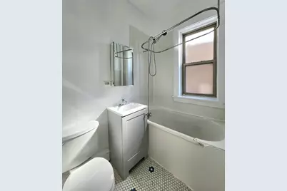 [Address not provided], Chicago, IL 60641 - Photo 5