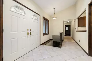 5746 Berwick Pl, Rockford, IL 61107 - Photo 19