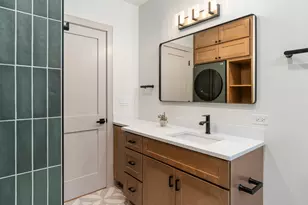 3317 N Avers Ave, Chicago, IL 60618 - Photo 19