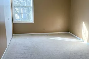 1428 W Sapphire Dr, Hoffman Estates, IL 60192 - Photo 11