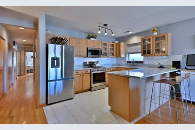 5709 W Lawrence Avenue #3W, Chicago, IL 60630 - Photo 7