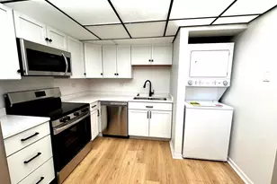 124 Klein Creek Ct, Carol Stream, IL 60188 - Photo 1